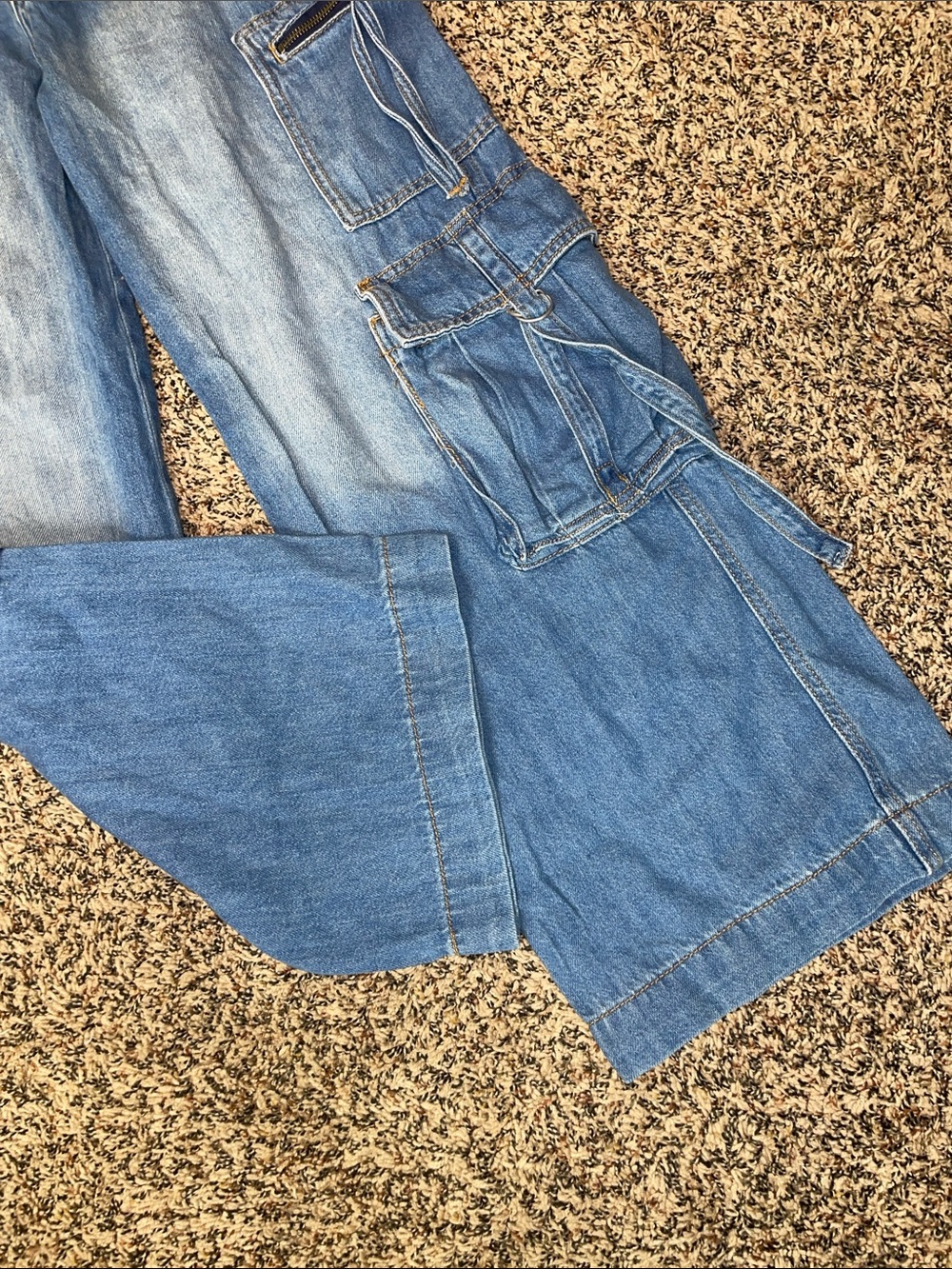 Wild Fable Baggy Wide Leg Cargo Mid Rise Soft Denim Jeans Woman’s 0 NWT - Picture 3 of 8